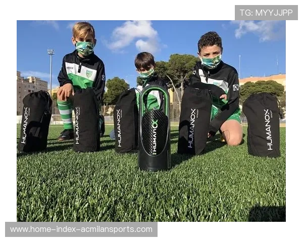 体育科技：可穿戴设备助力运动员提升训练效率，智能运动穿戴