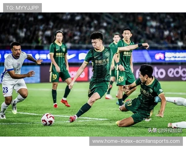 中超最新积分战报：成都蓉城领先地位动摇，上海上港保持领头羊