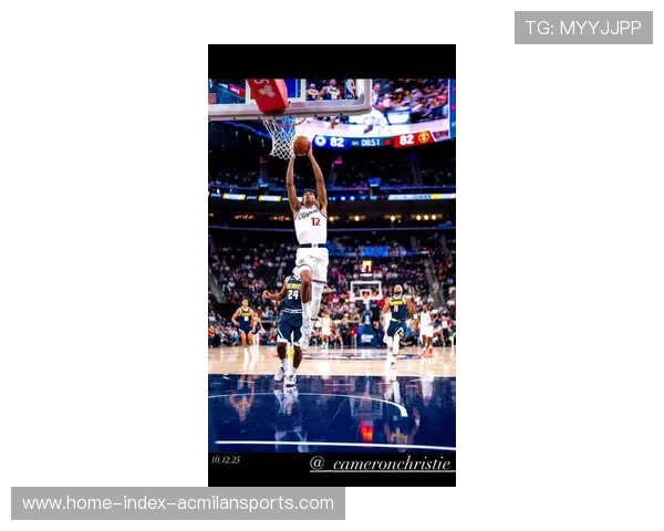 比尔终场前投篮稳稳命中，奇才逆袭成功